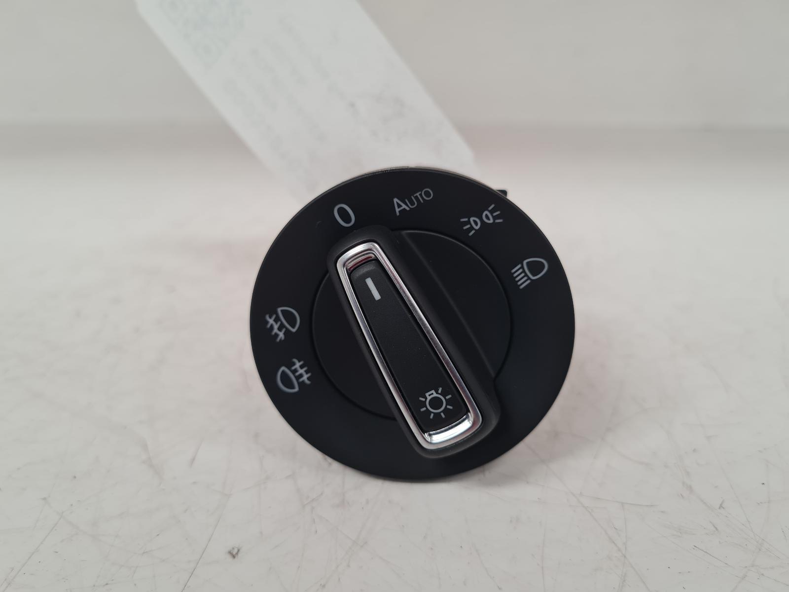 View Auto part Headlight Switch Volkswagen Tiguan 2017