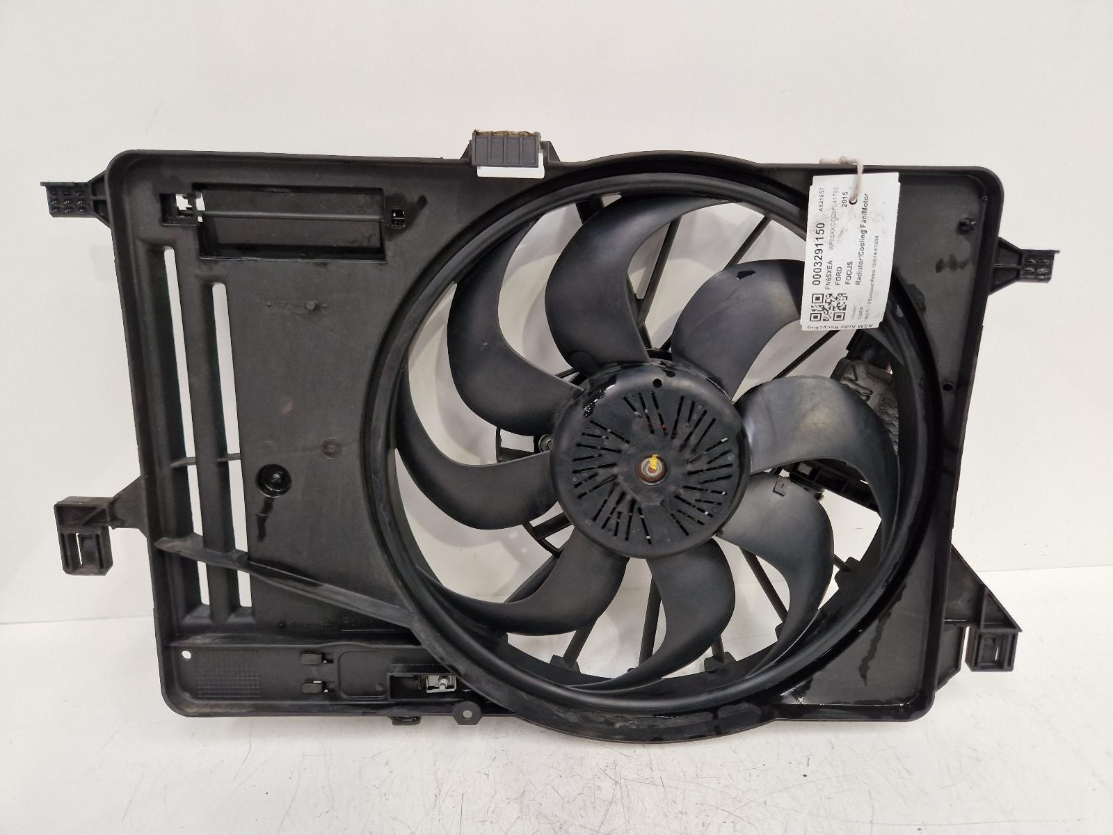 View Auto part Engine Cooling Motor Ford Focus 2015