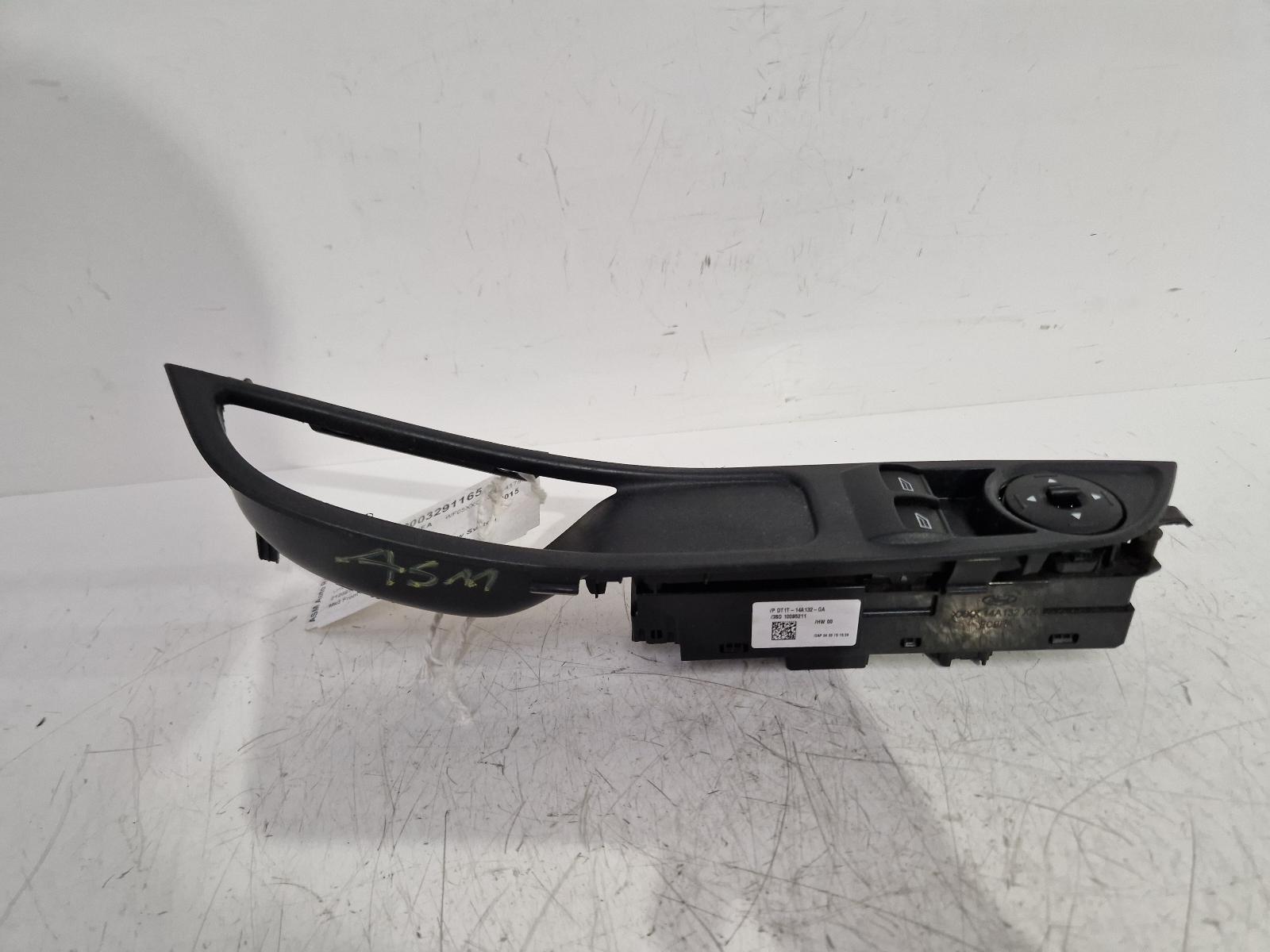 View Auto part Elect. Window Switch Ford Focus 2015