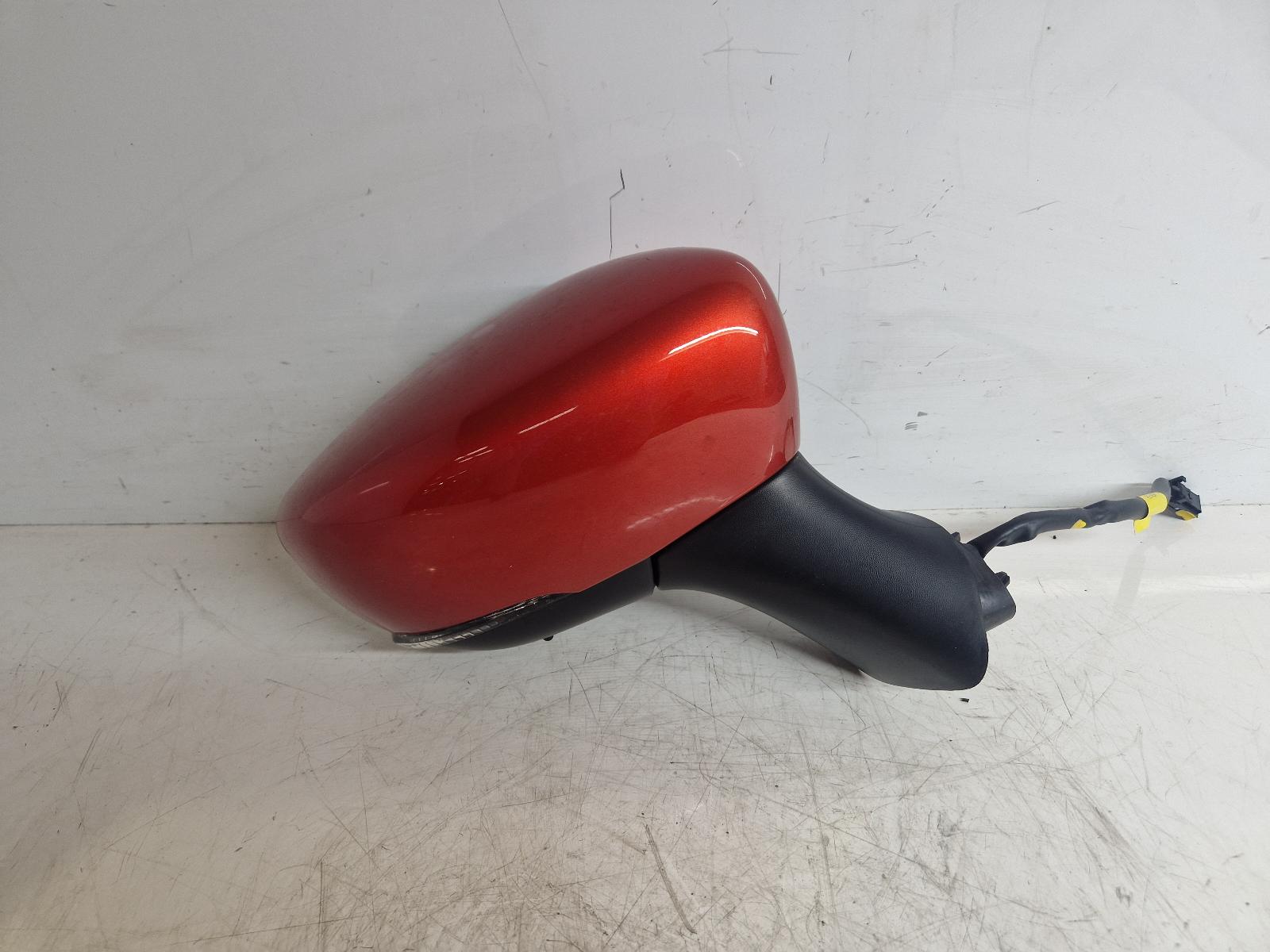 View Auto part R Door Mirror Renault Clio 2017