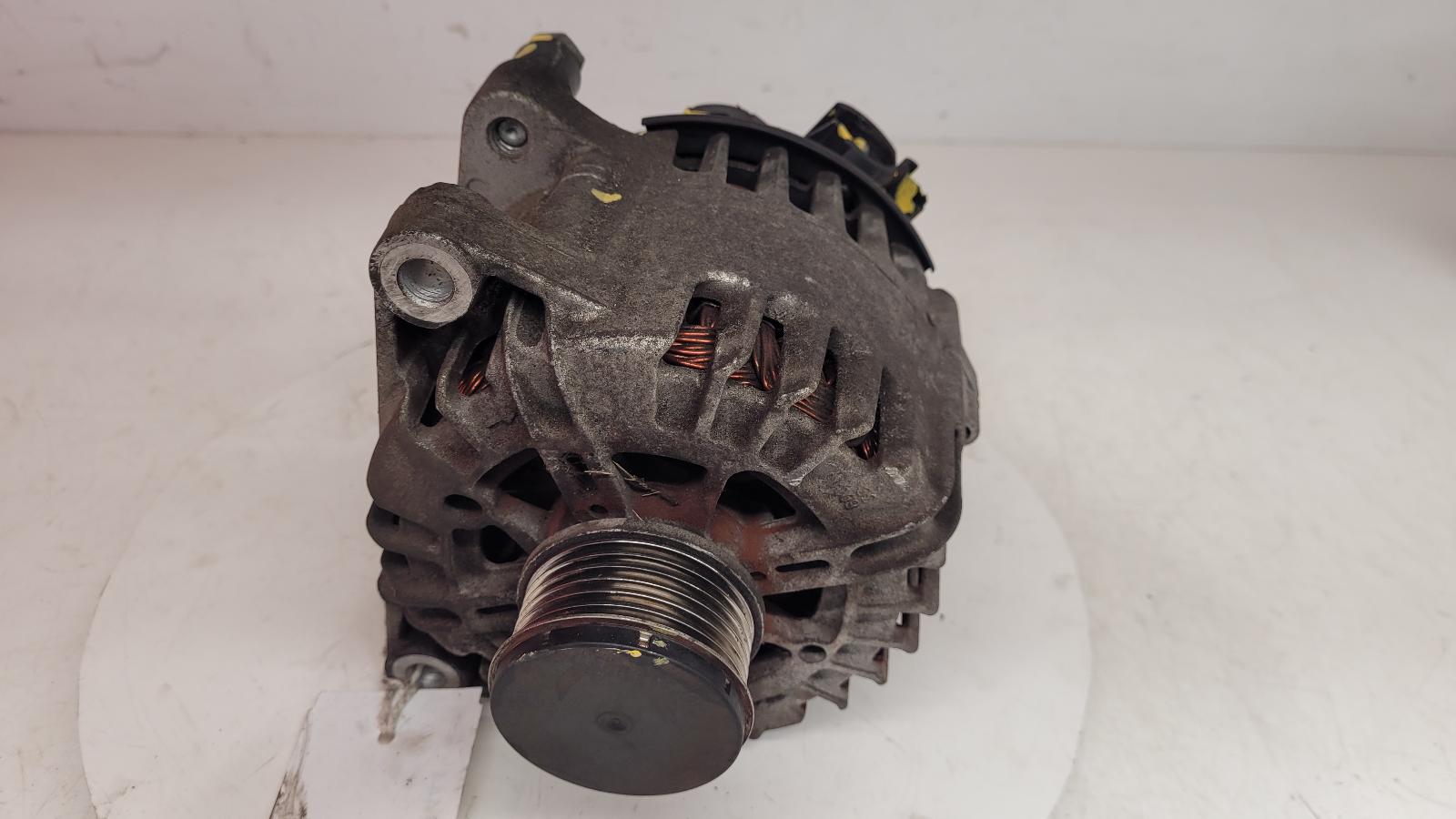View Auto part Alternator Citroen C3 Picasso 2013