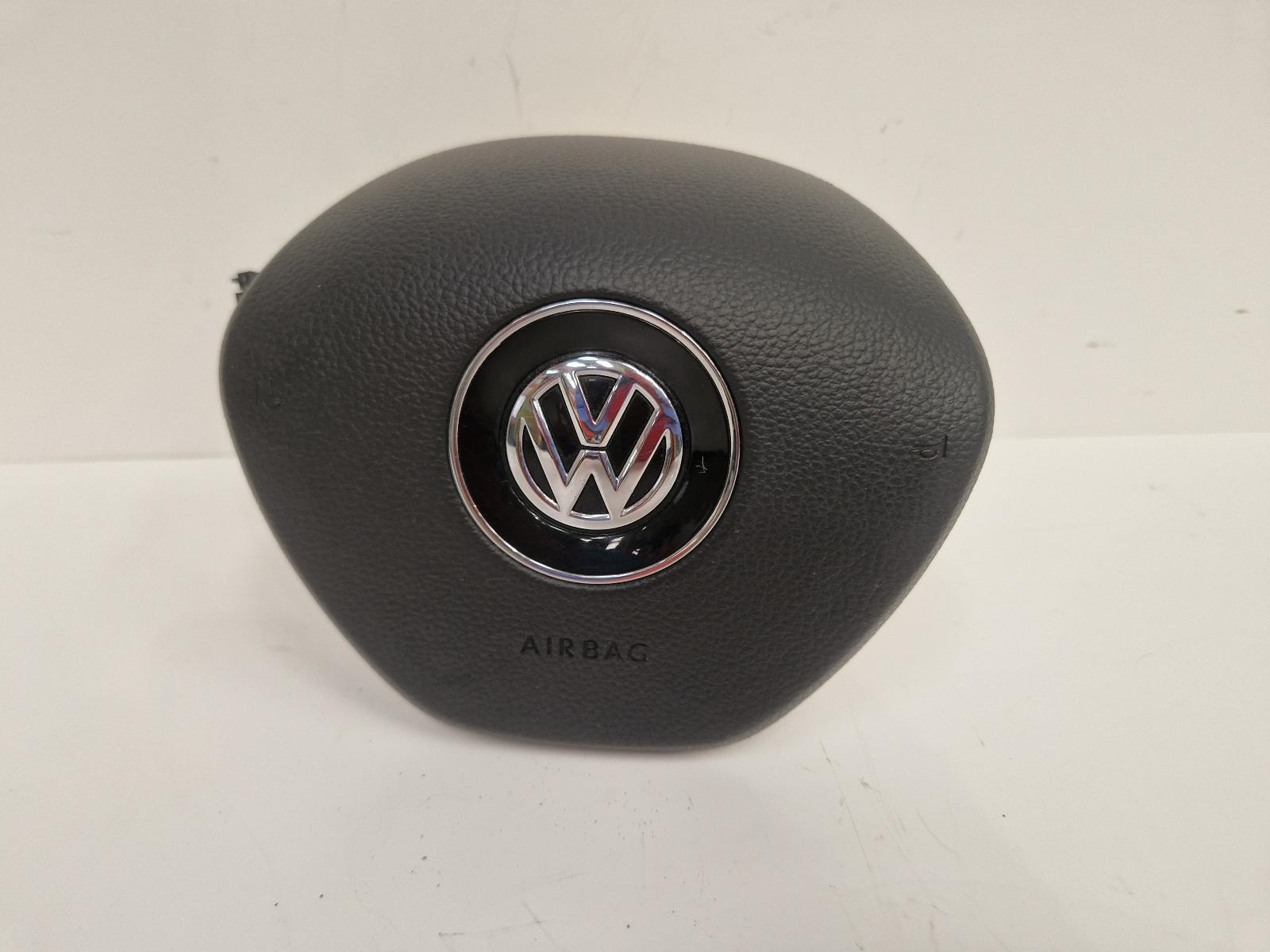 View Auto part R Air Bag Volkswagen Golf 2017