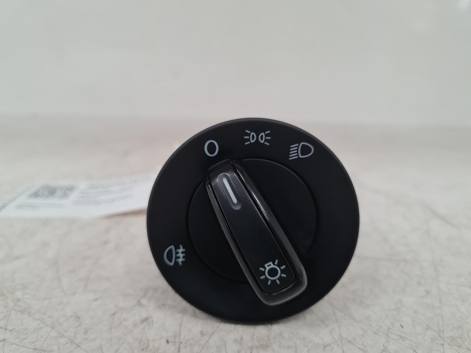 View Auto part Headlight Switch Volkswagen Polo 2021