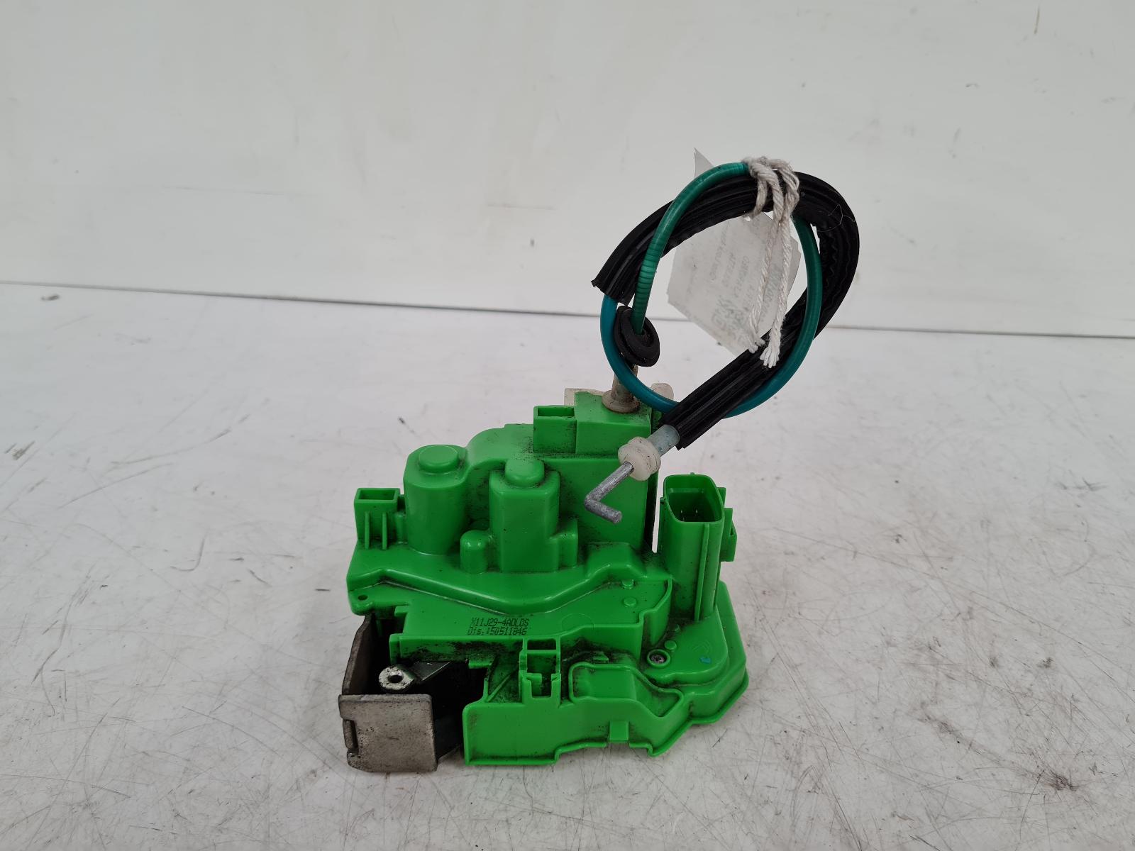 View Auto part Door Lock Assembly Alfa Romeo Giulietta 2011