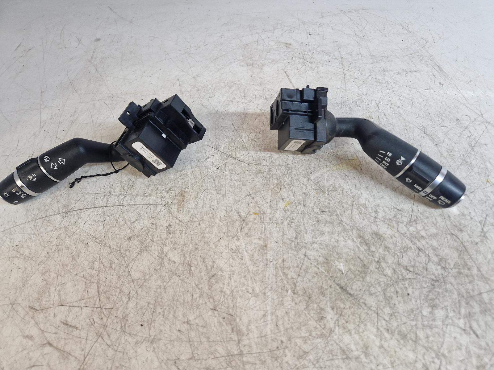 View Auto part Combination Switch Land Rover Freelander 2014