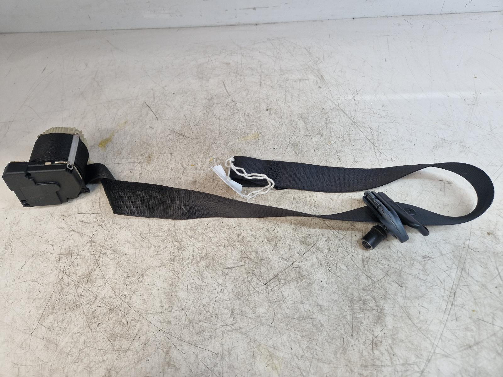 View Auto part Seat Belt Vauxhall Corsa 2005