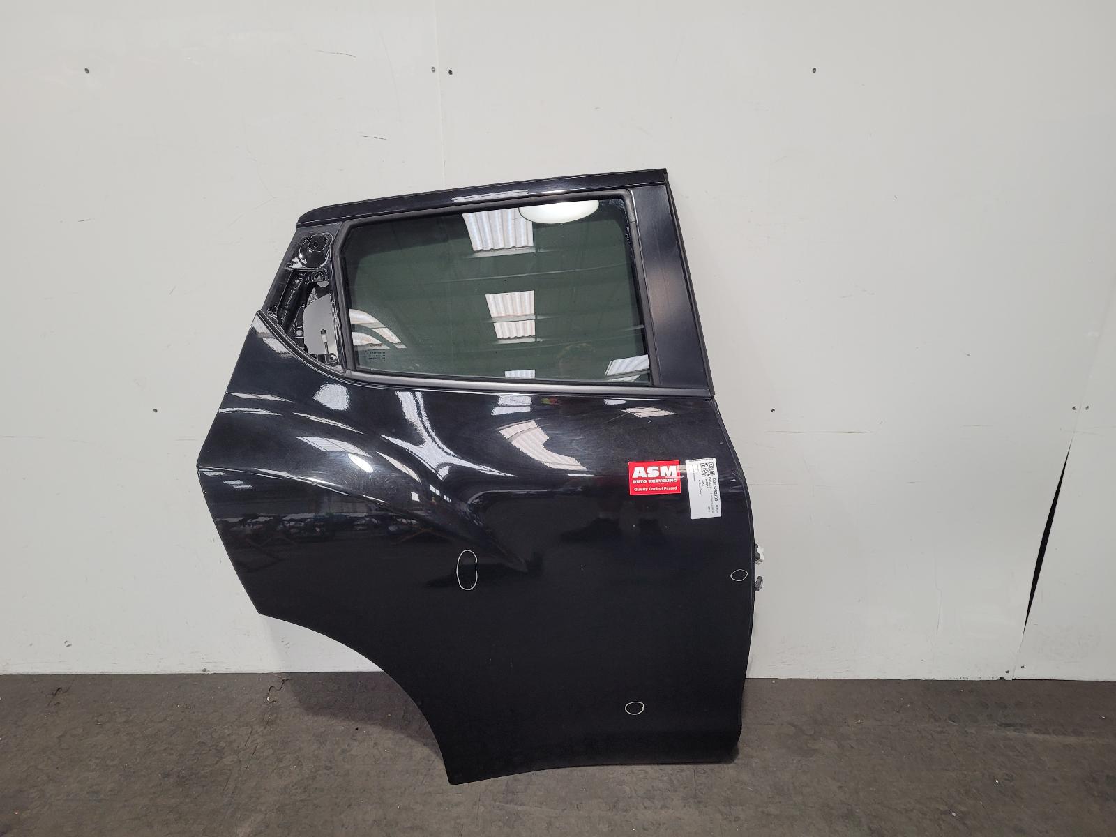 View Auto part R Rear Door Nissan Juke 2012