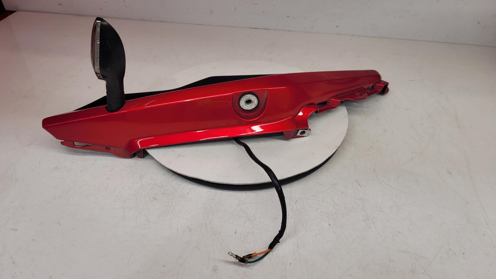 View Auto part Seat Cowl Sinnis Terrain 2021