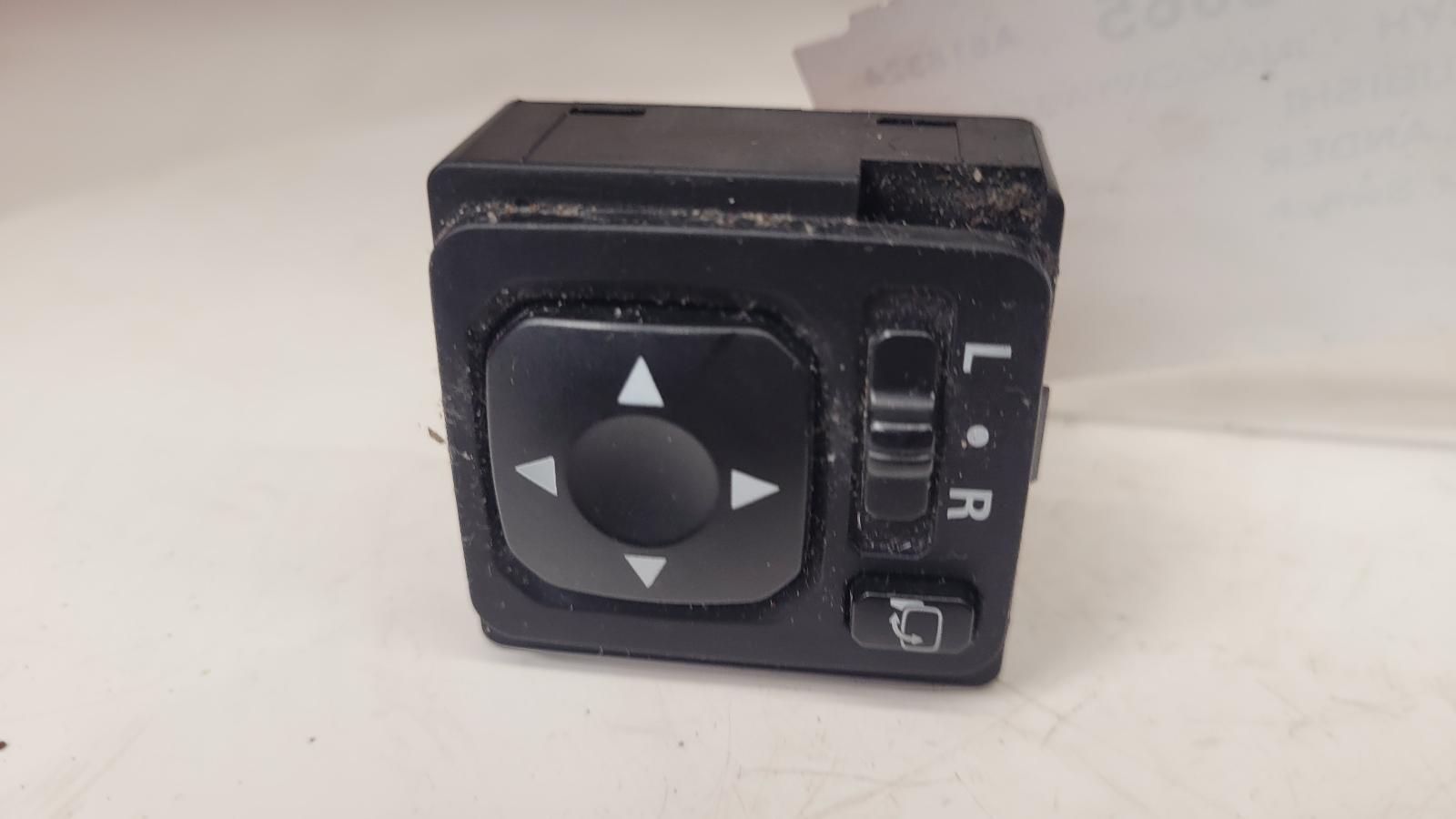 View Auto part Mirror Switch Mitsubishi Outlander 2011