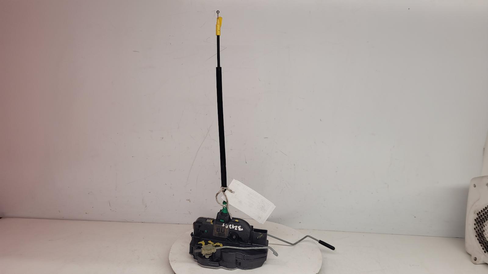 View Auto part Door Lock Assembly Chevrolet Cruze 2011