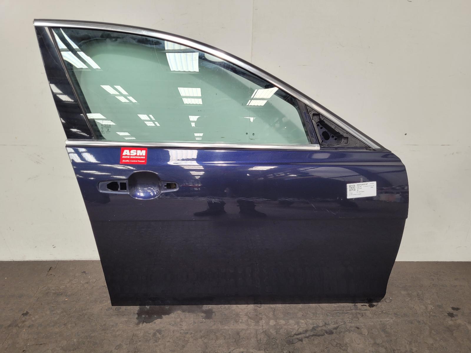 View Auto part R Front Door Jaguar Xe 2018