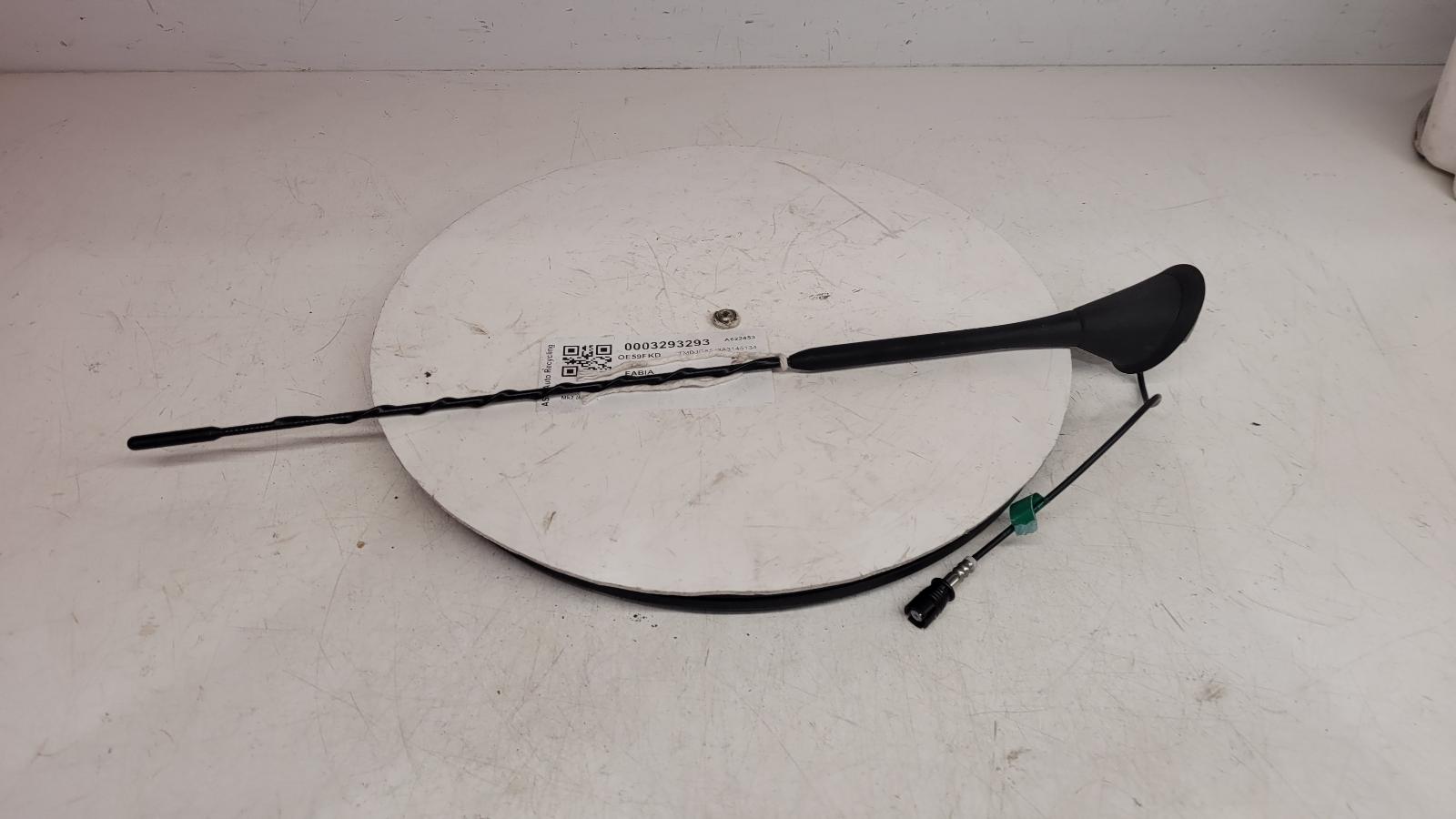 View Auto part Antenna Skoda Fabia 2010