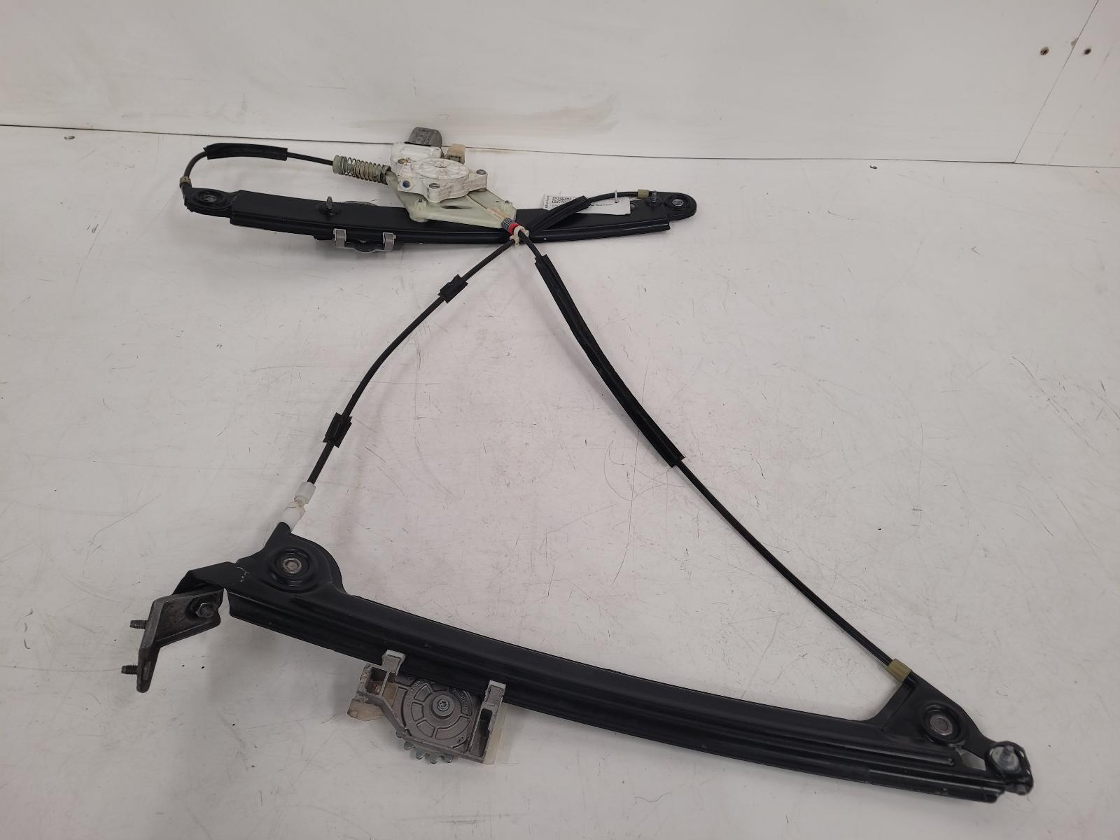 View Auto part RF Window Regulator Bmw 1 Series 2011
