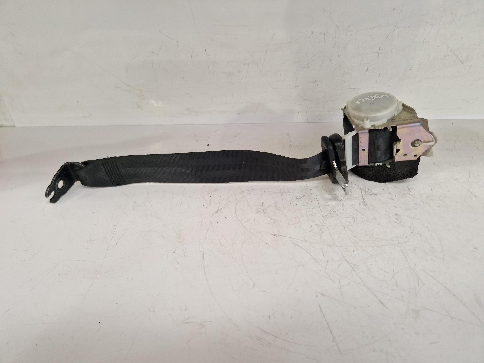 View Auto part Seat Belt Ford Fiesta 2015