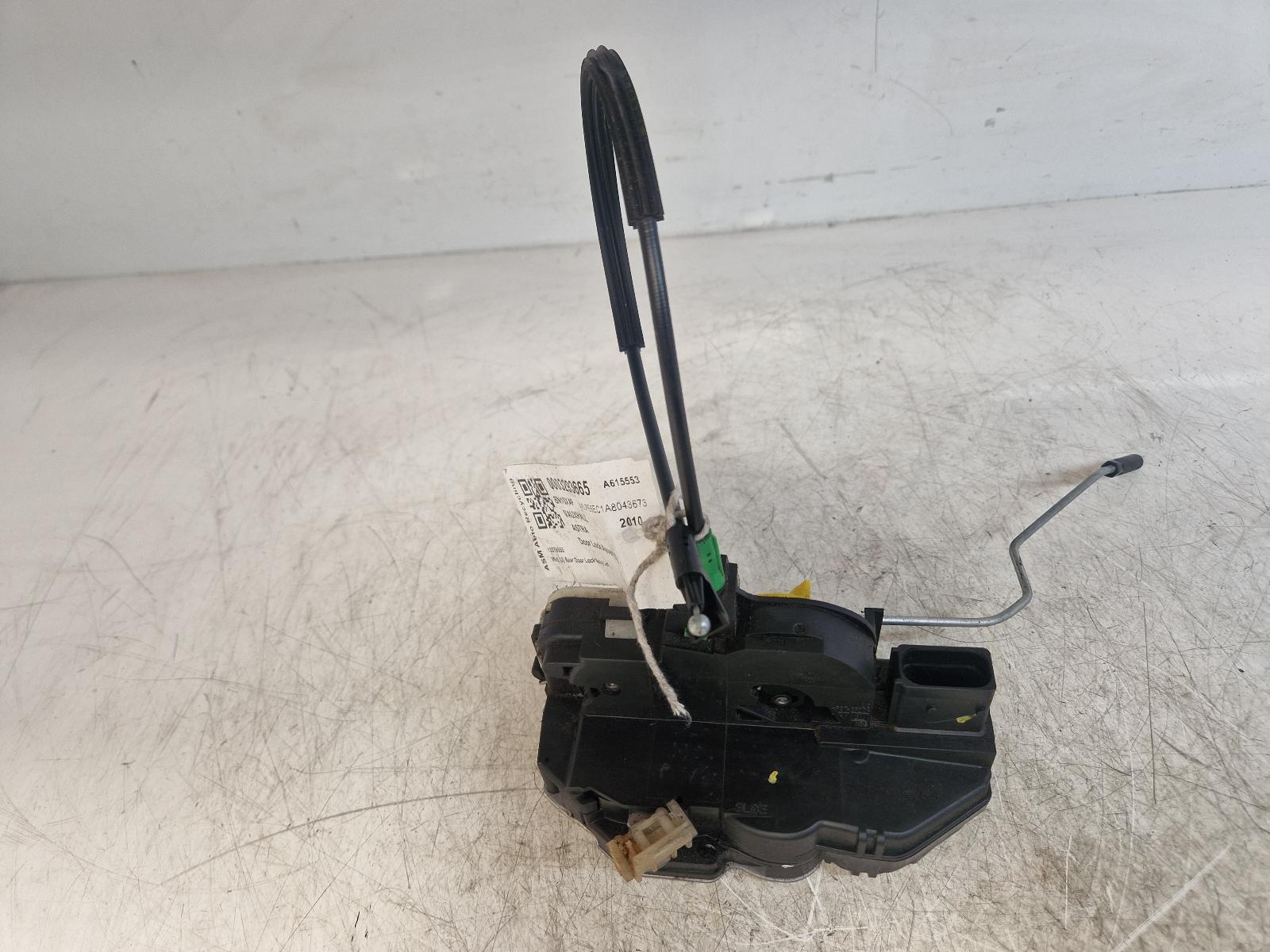 View Auto part Door Lock Assembly Vauxhall Astra 2010