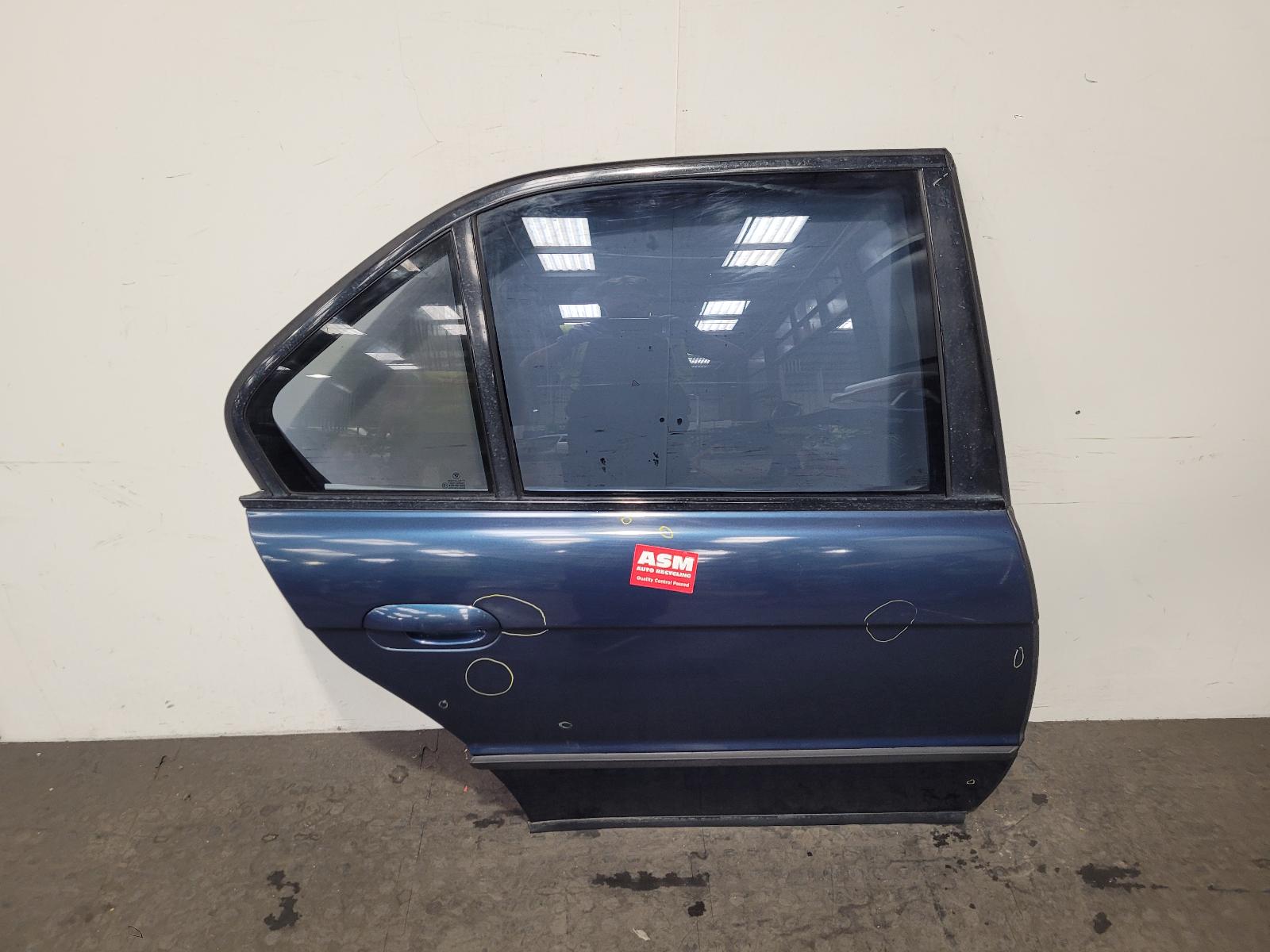 View Auto part R Rear Door Bmw 7 Series 2000