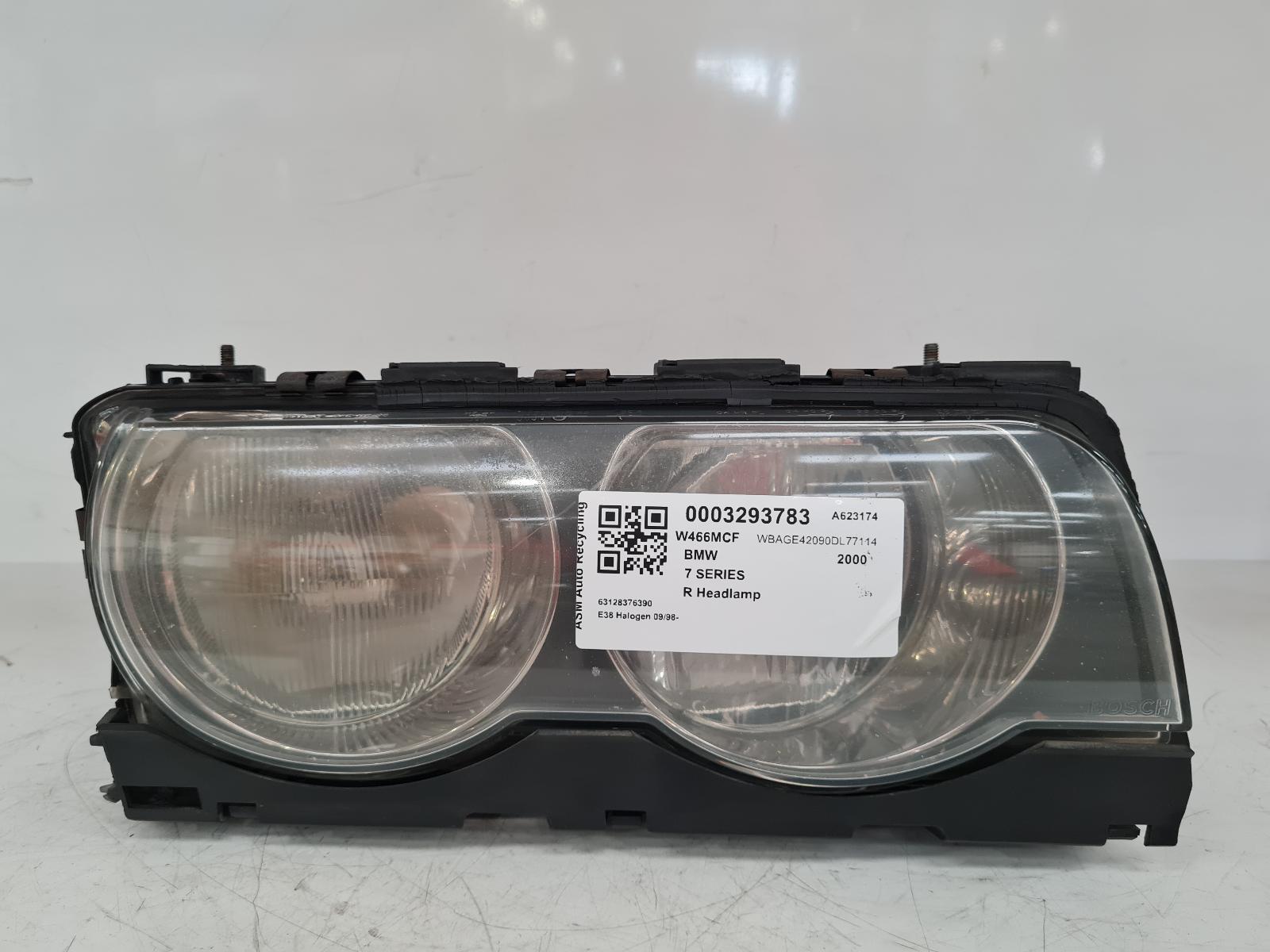 View Auto part R Headlamp Bmw 7 Series 2000