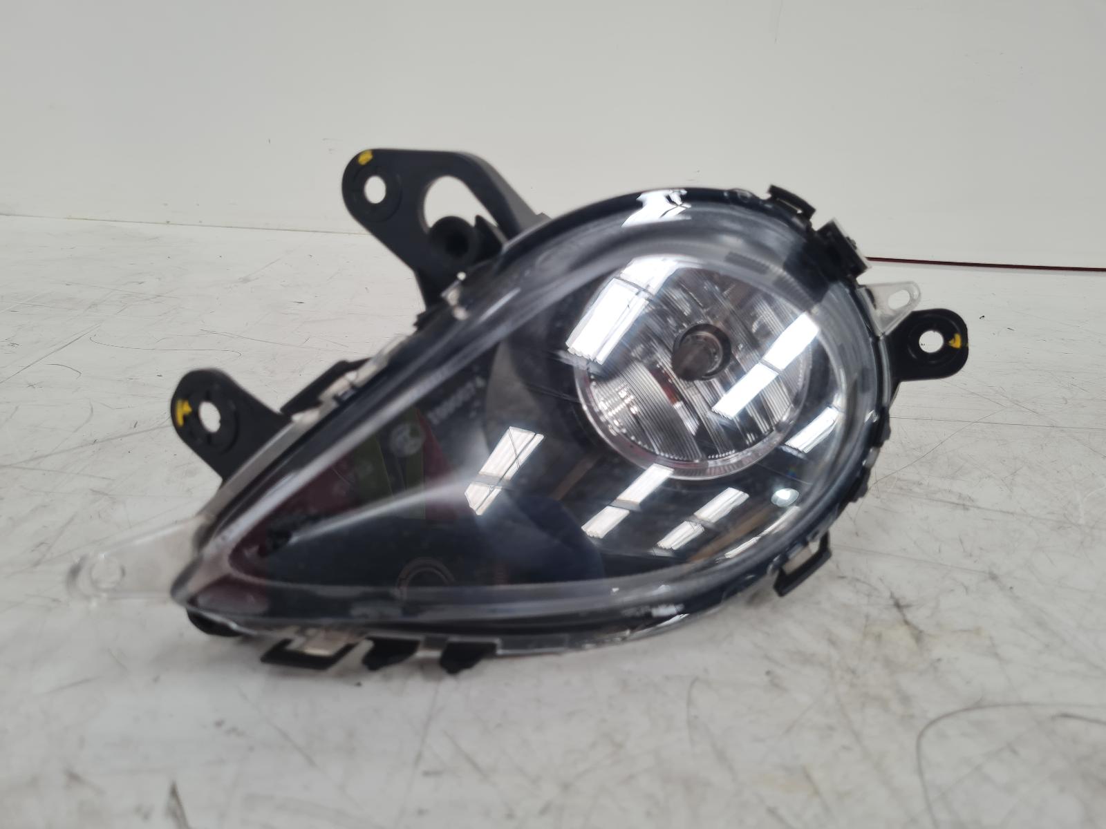 View Auto part Fog Lamp Vauxhall Zafira 2014