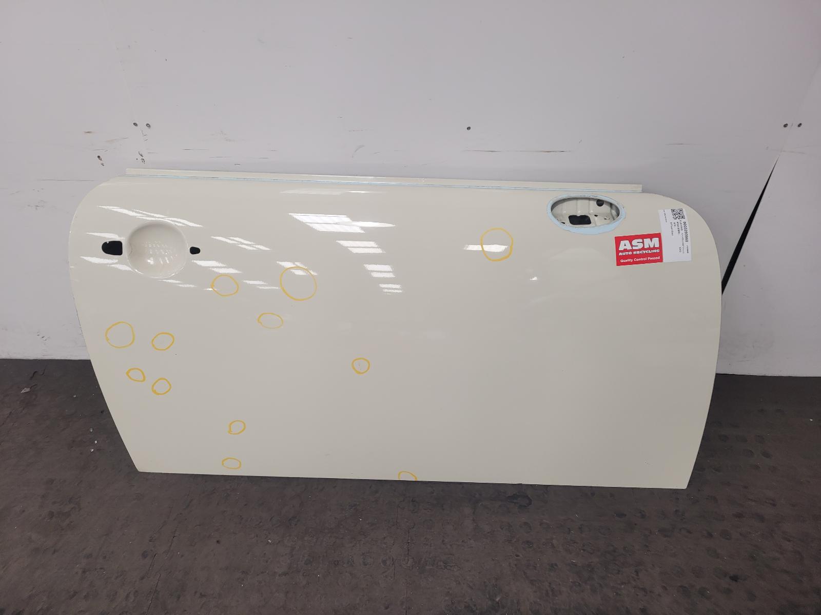 View Auto part R Front Door Mini (bmw) Mini 2013