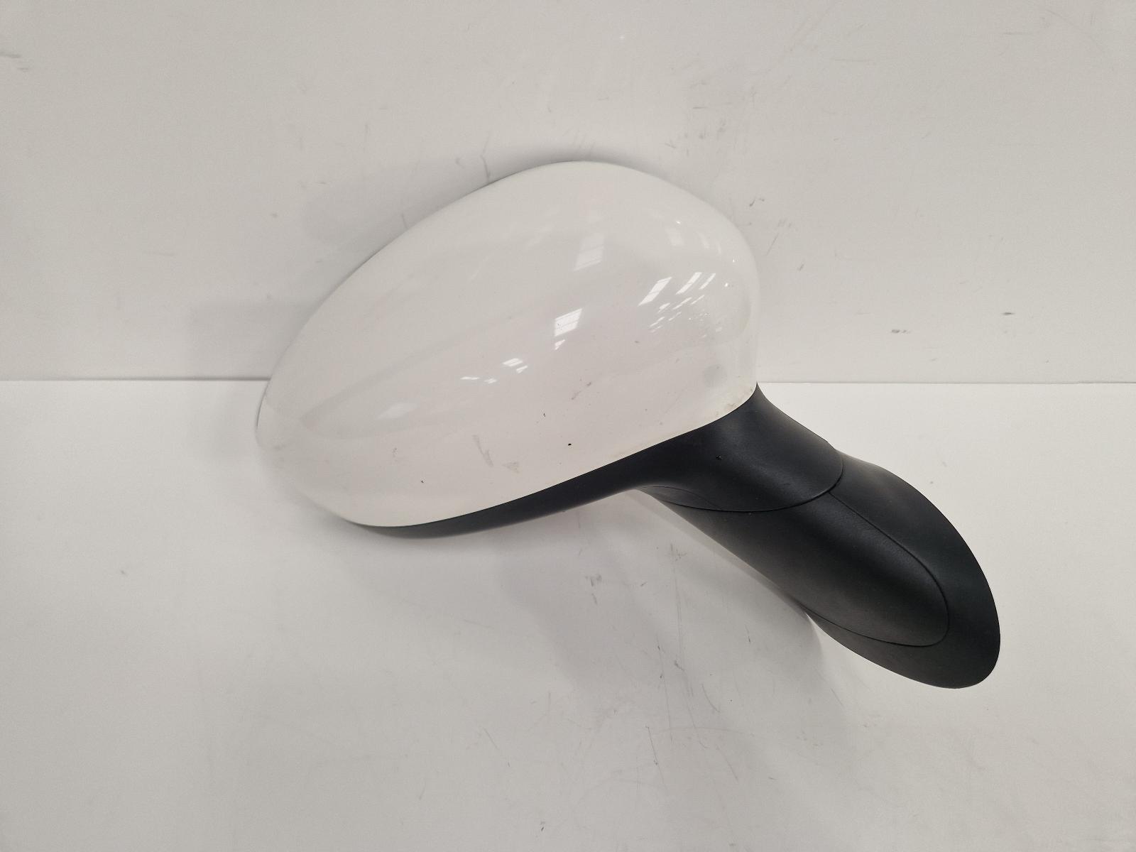 View Auto part R Door Mirror Fiat Punto Evo 2011