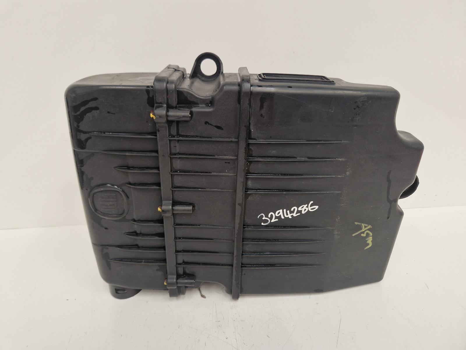 View Auto part Air Cleaner/Box Fiat 500 2009