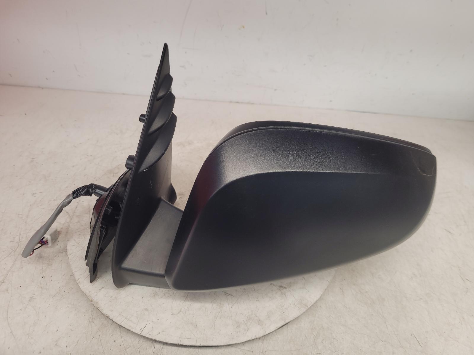 View Auto part L Door Mirror Toyota Hilux 2025