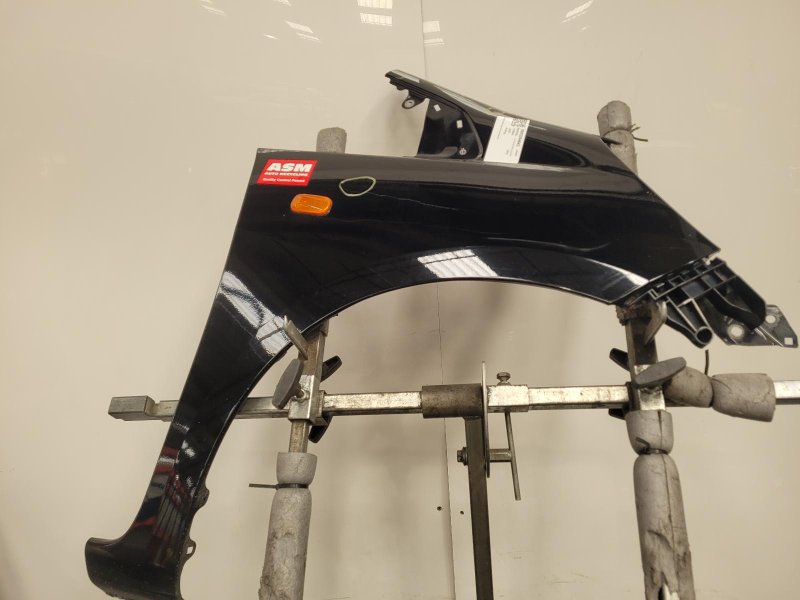 View Auto part R Wing Honda Jazz 2010