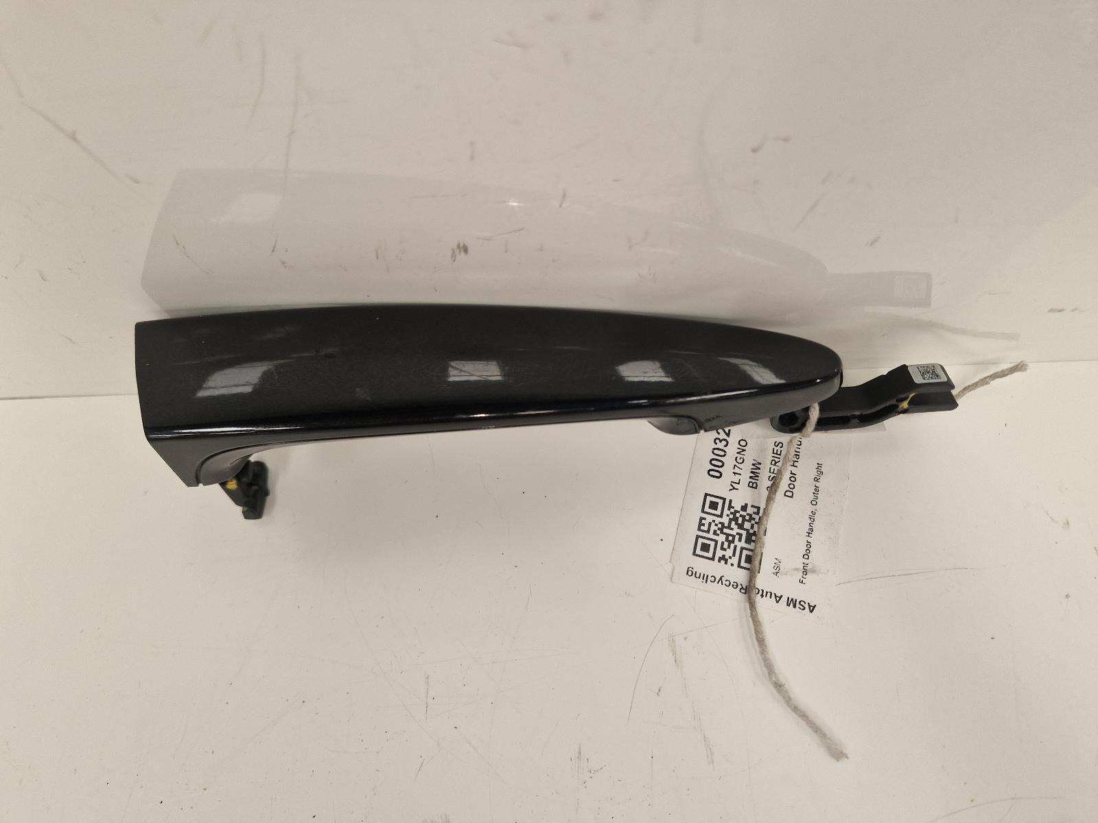View Auto part Door Handle Bmw 3 Series 2017