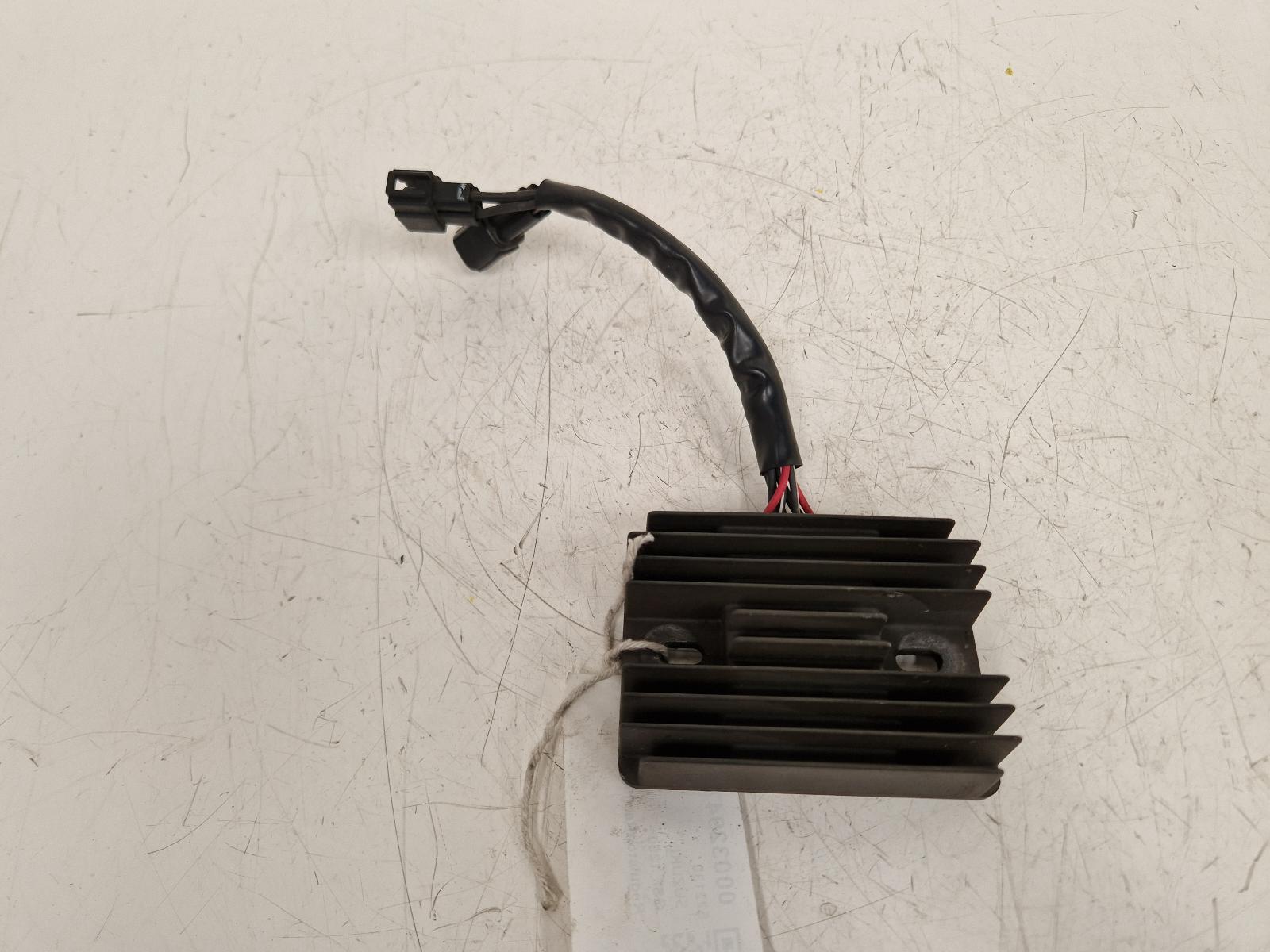 View Auto part Regulator/Rectifier Suzuki Gsf 1250 2009