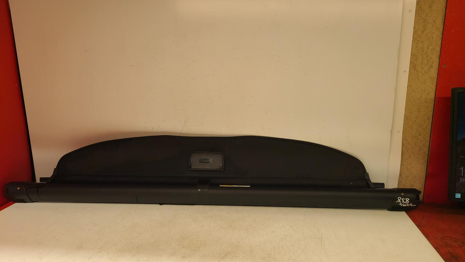 View Auto part Parcel Shelf Land Rover Discovery Sport 2020