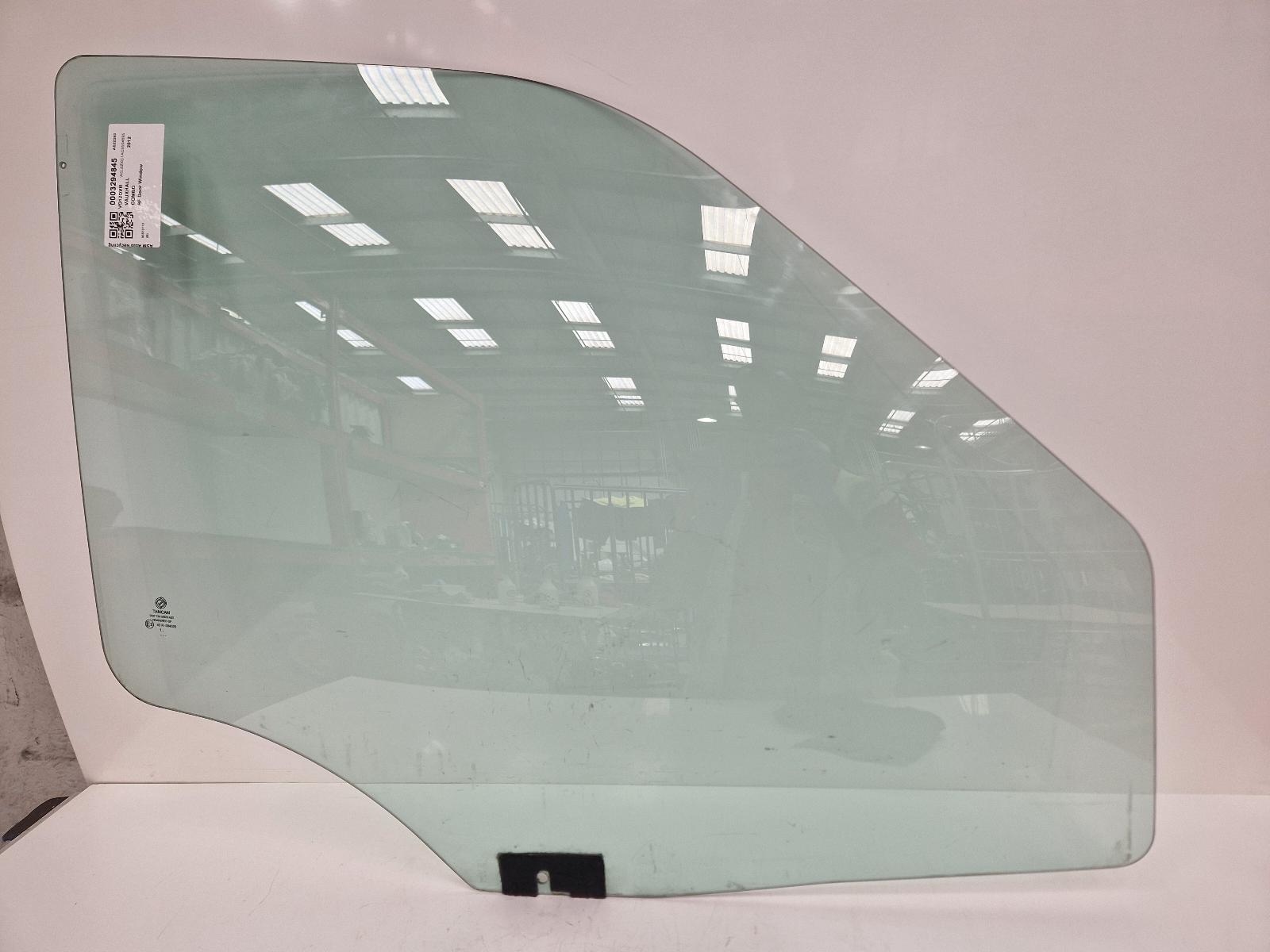 View Auto part RF Door Window Vauxhall Combo 2012