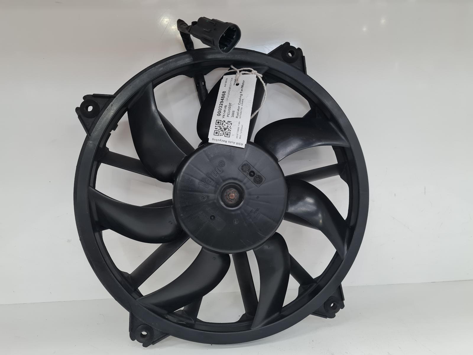 View Auto part Engine Cooling Motor Peugeot 3008 2014