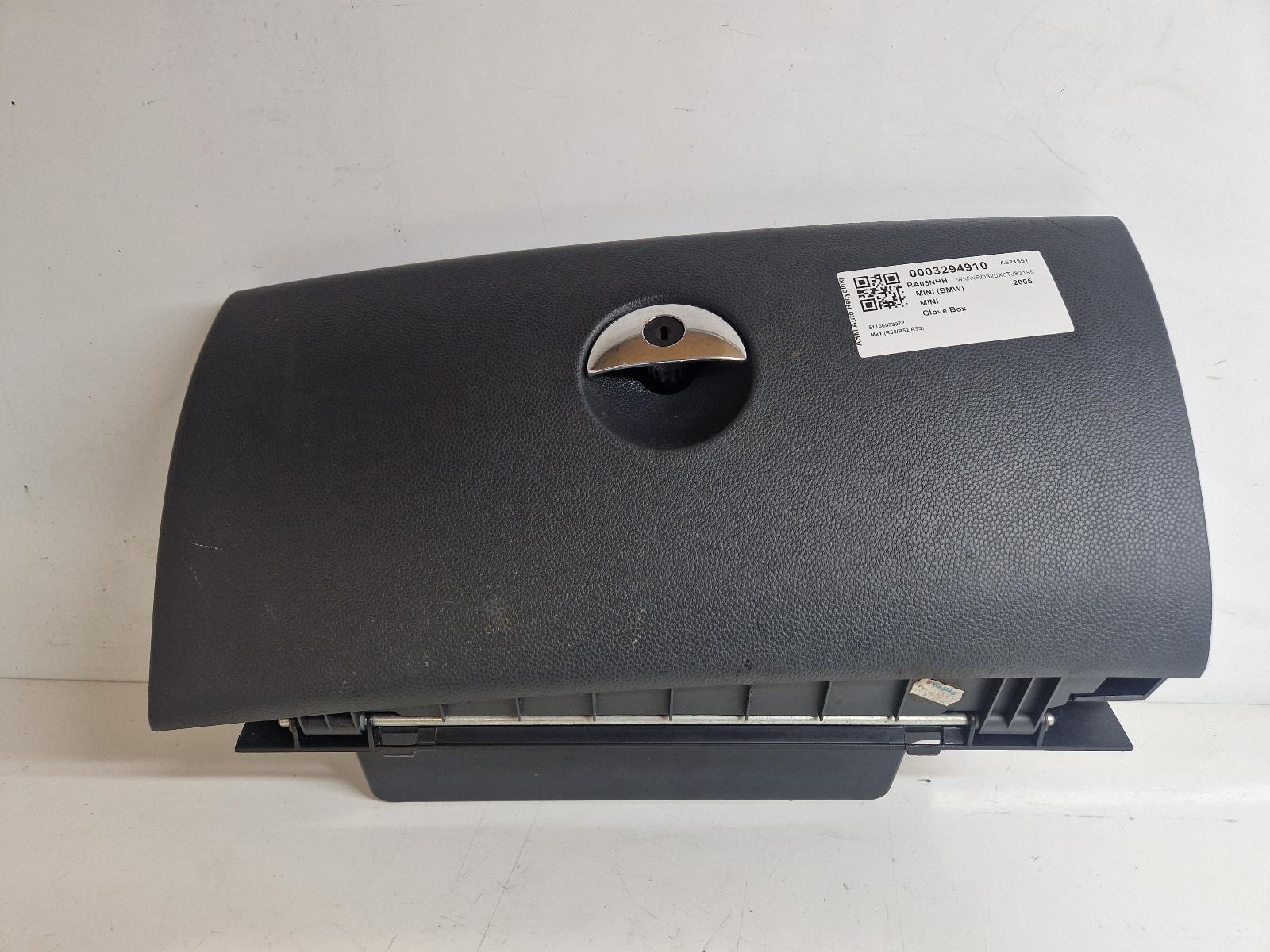 View Auto part Glove Box Mini (bmw) Mini 2005