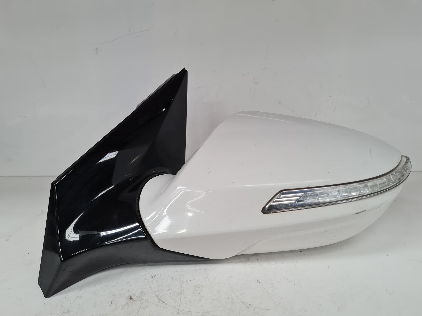 View Auto part L Door Mirror Hyundai I40 2013