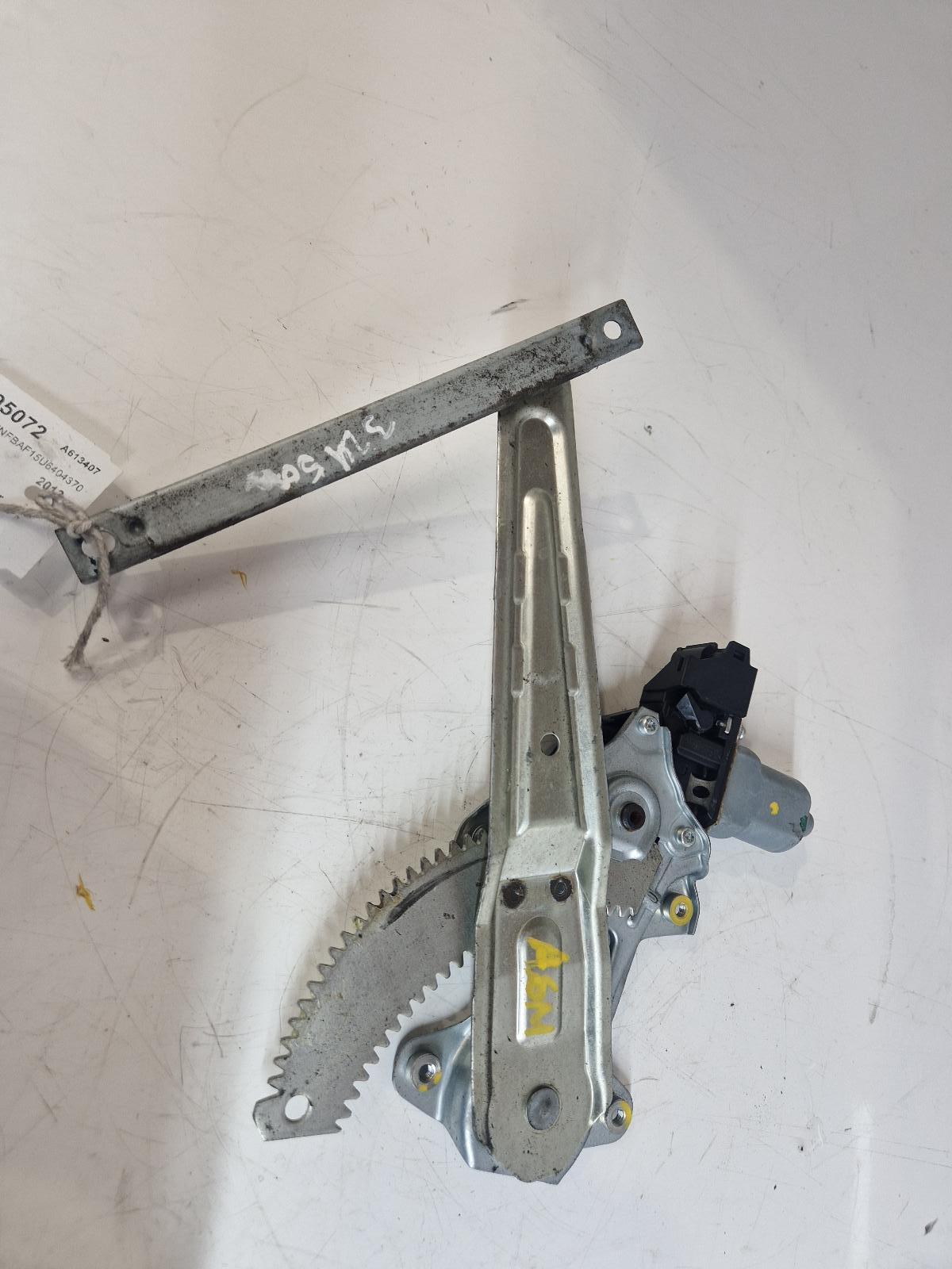 View Auto part RR Window Regulator Nissan Juke 2013