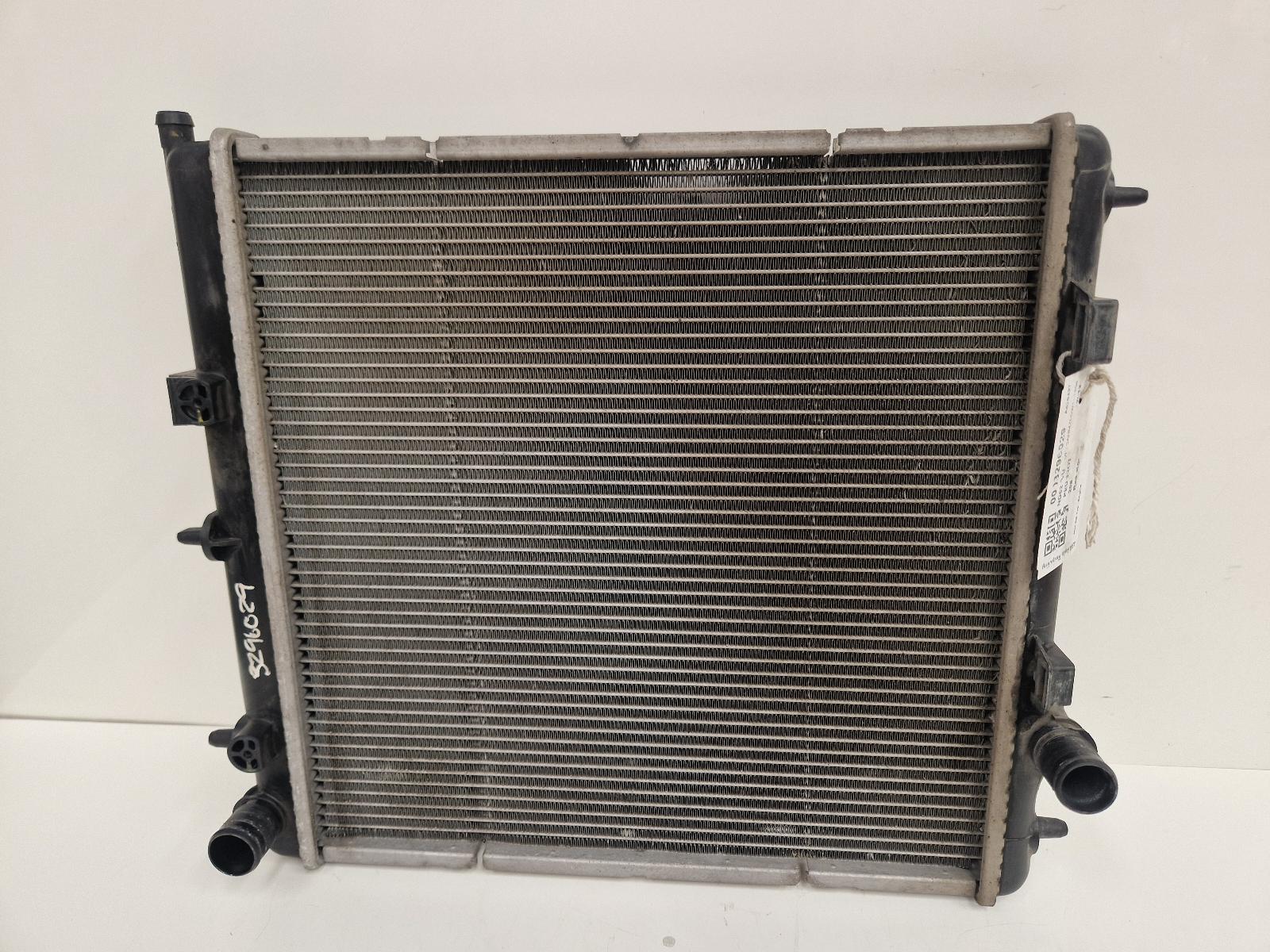 View Auto part Radiator Peugeot 208 2012