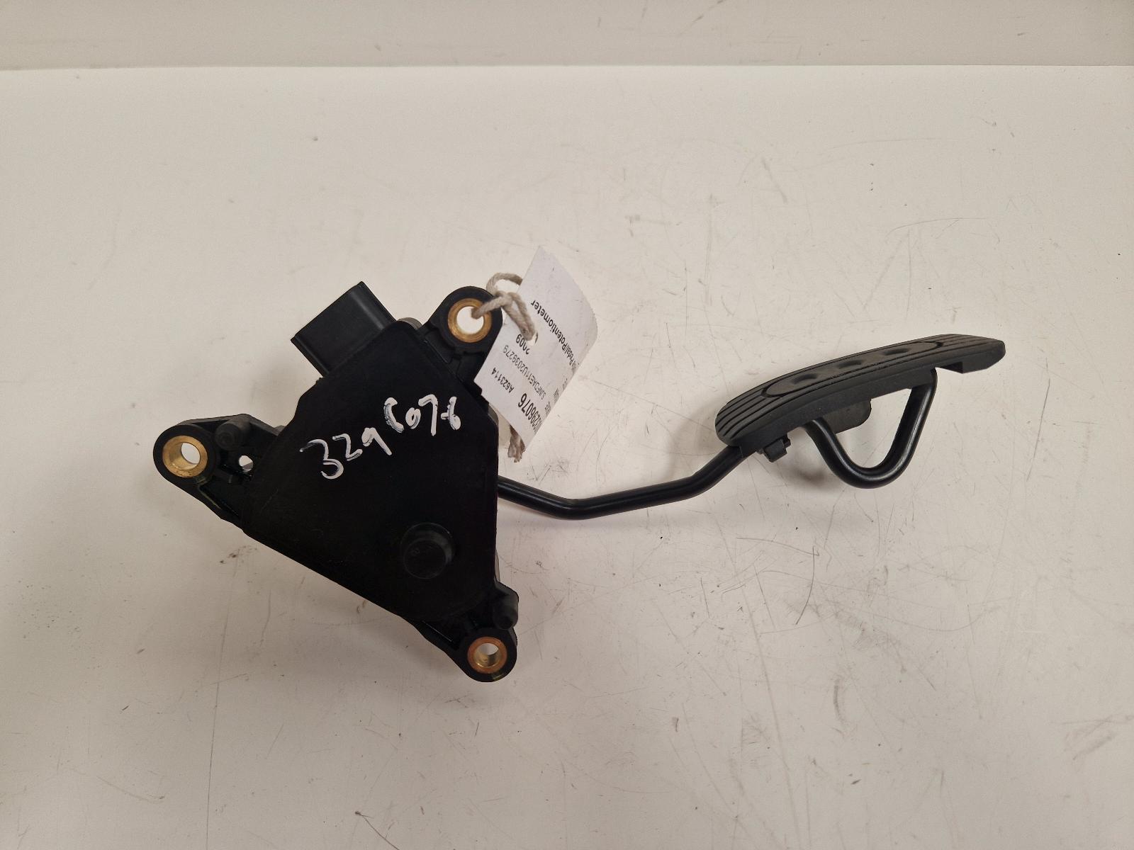 View Auto part Pedal Potentiometer Nissan Note 2009