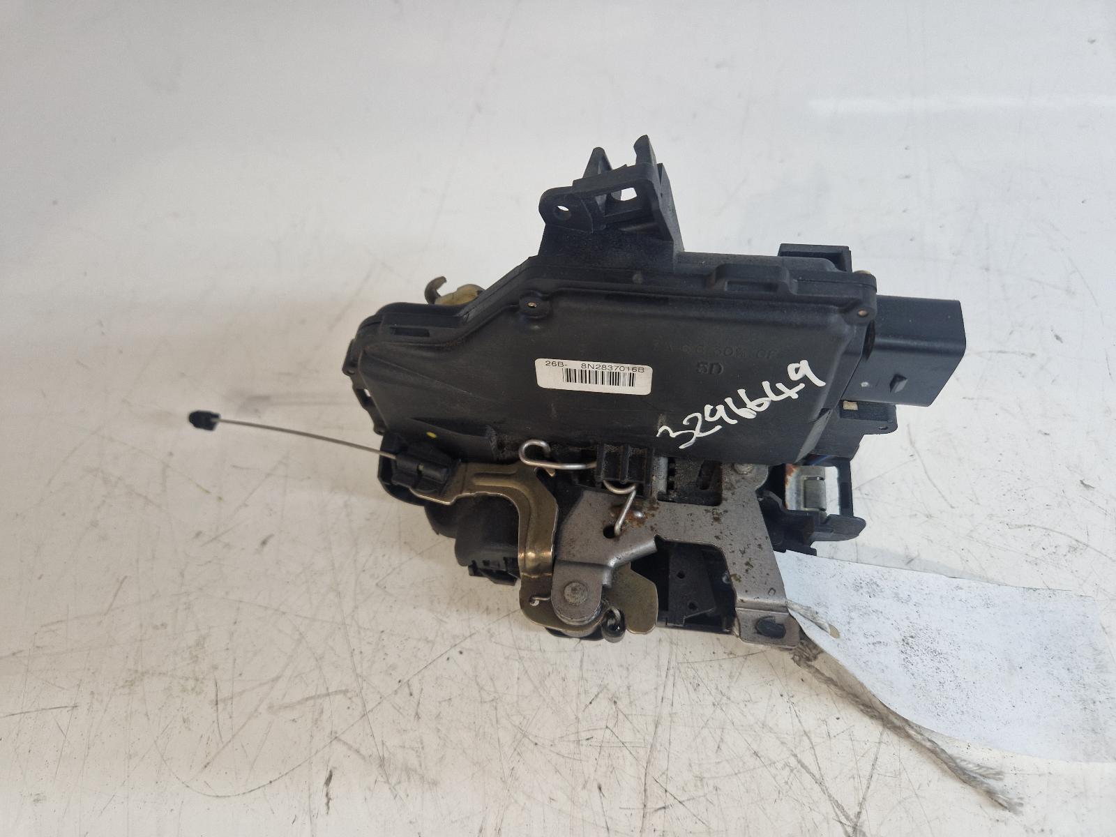 View Auto part Door Lock Assembly Audi Tt 2003