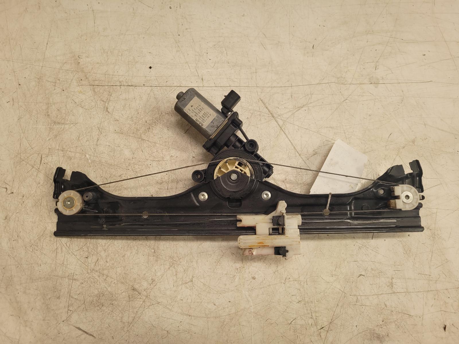 View Auto part LF Window Regulator Fiat 500 2010