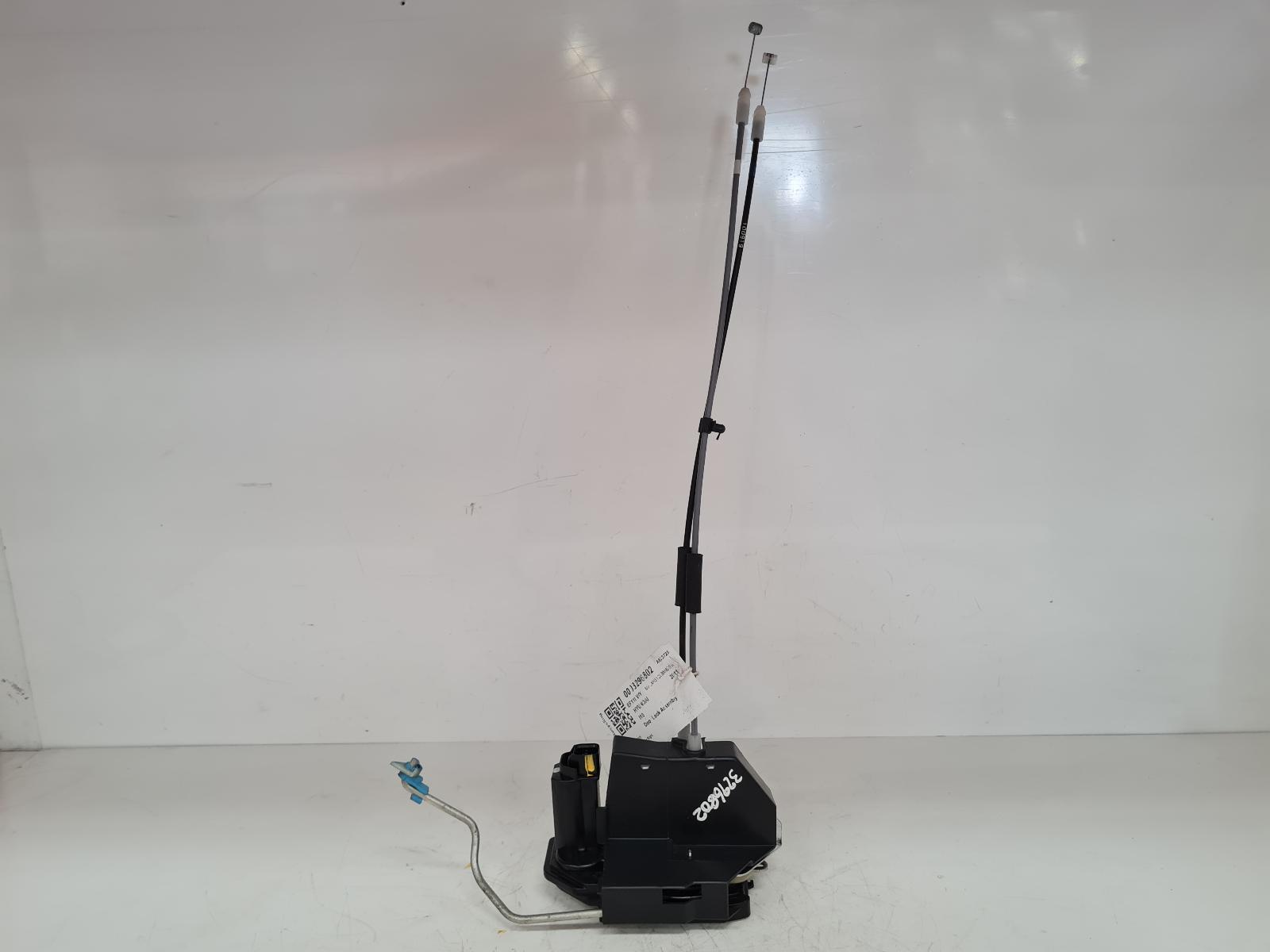View Auto part Door Lock Assembly Hyundai I10 2011