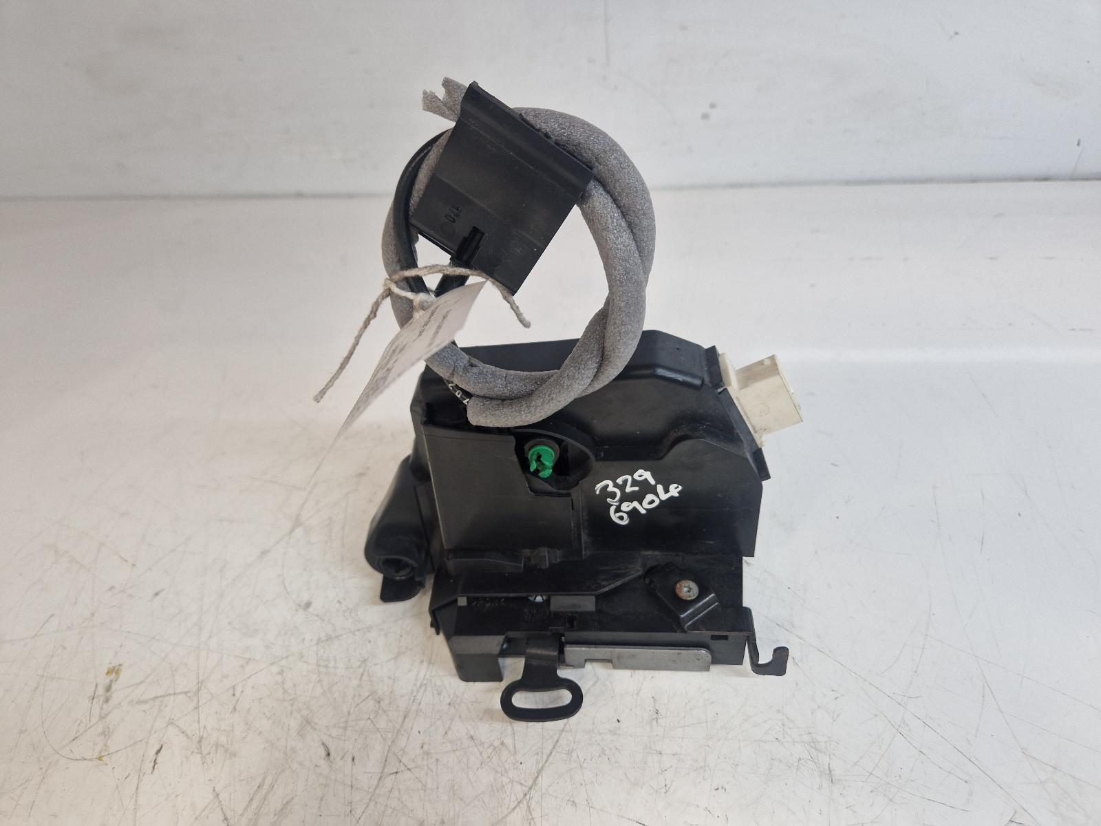 View Auto part Door Lock Assembly Mini (bmw) Mini 2010