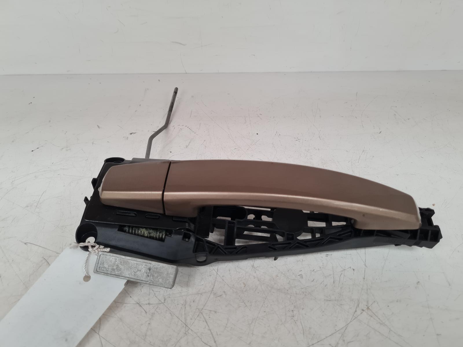 View Auto part Door Handle Vauxhall Zafira 2014
