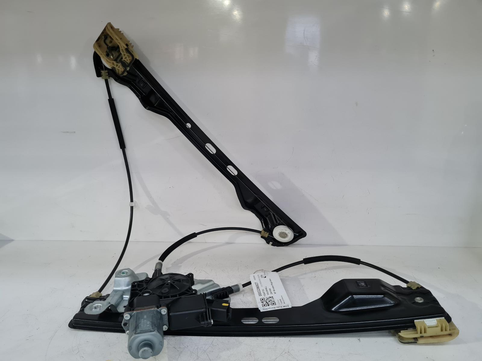 View Auto part RF Window Regulator Vauxhall Zafira 2014