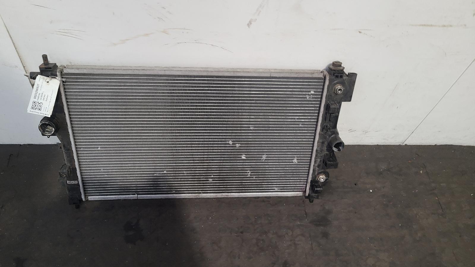 View Auto part Radiator Vauxhall Zafira 2014