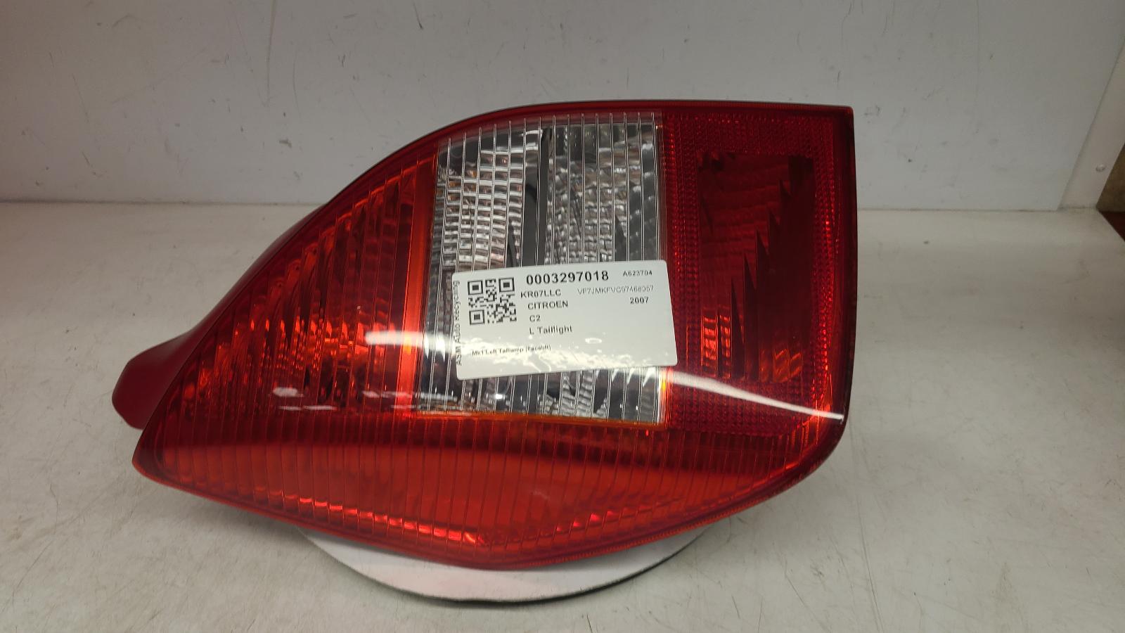View Auto part L Taillight Citroen C2 2007