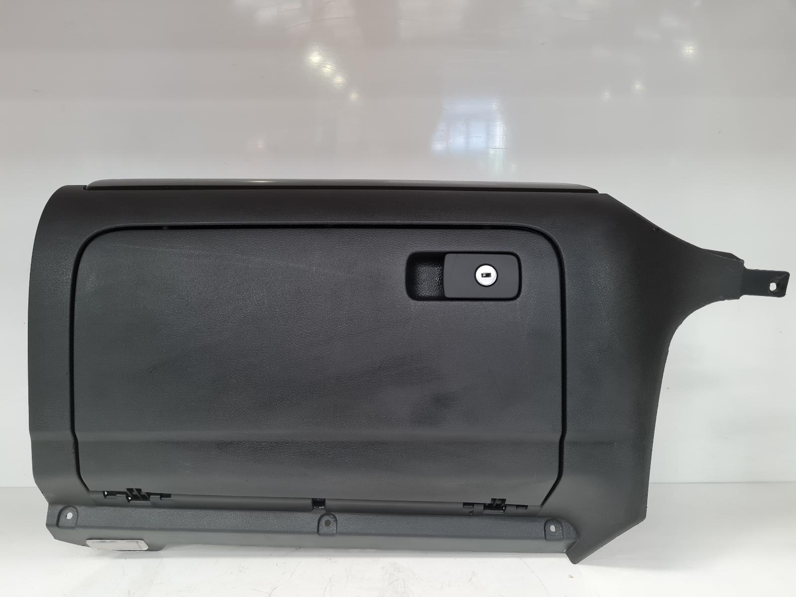 View Auto part Glove Box Volkswagen Golf 2009