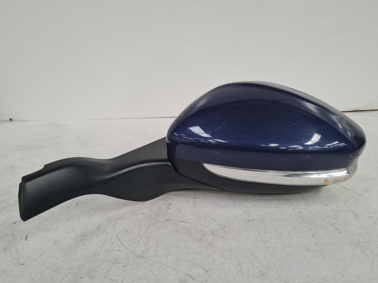 View Auto part L Door Mirror Peugeot 208 2016