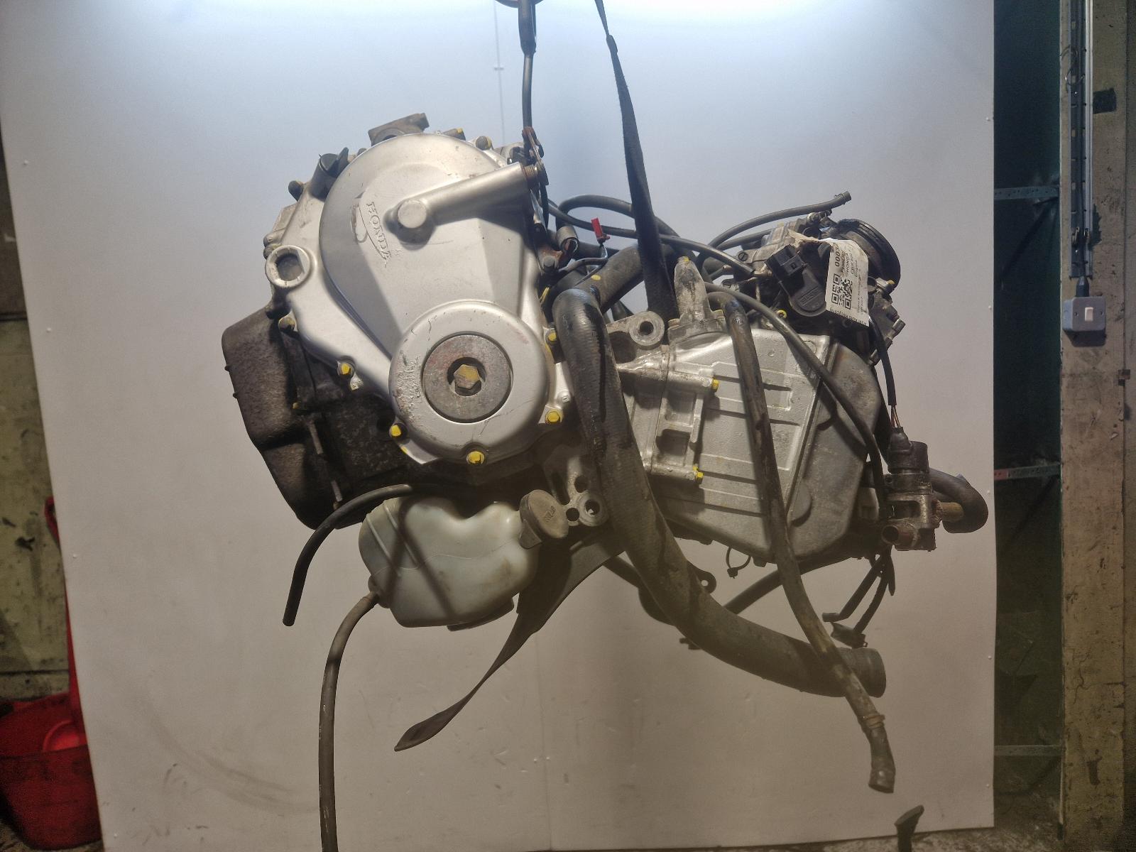 View Auto part Engine Honda Cbr 600 F 1999