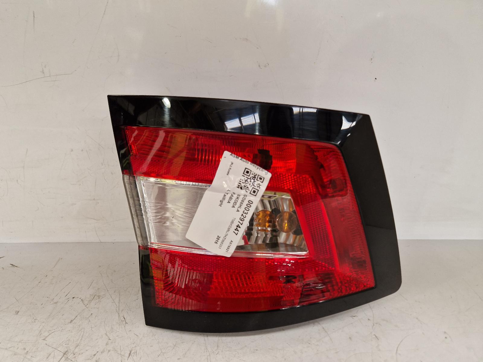 View Auto part L Taillight Skoda Fabia 2016