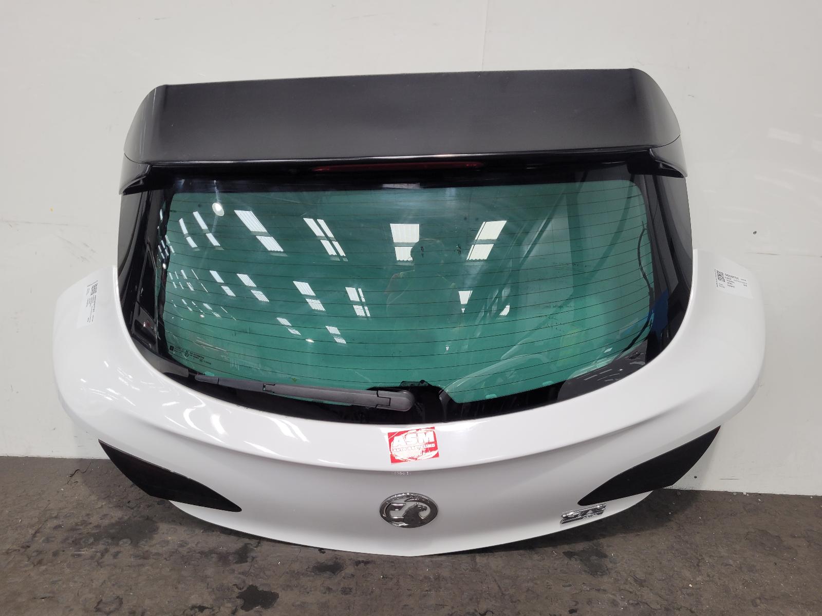 View Auto part Bootlid/Tailgate Vauxhall Astra 2016